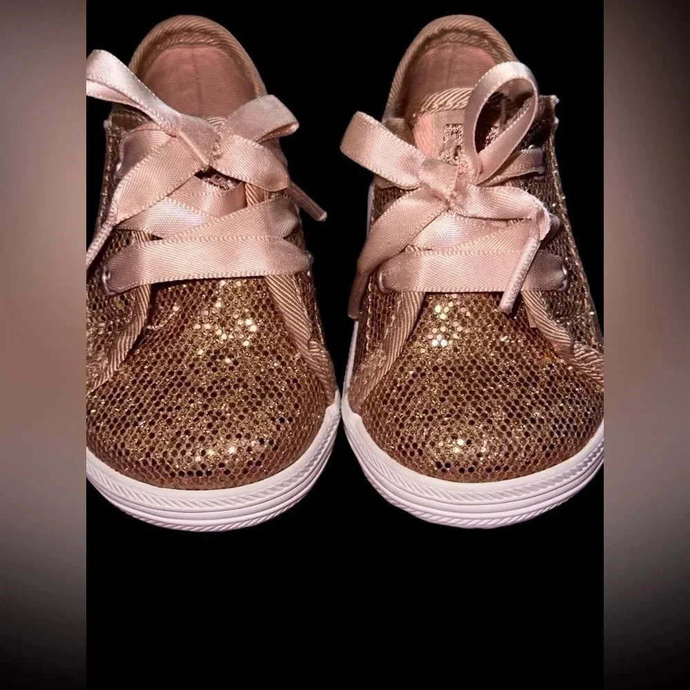 KEDS Kickstart Crib Celebrations Sneaker size 1, color Gold - Picture 2 of 7